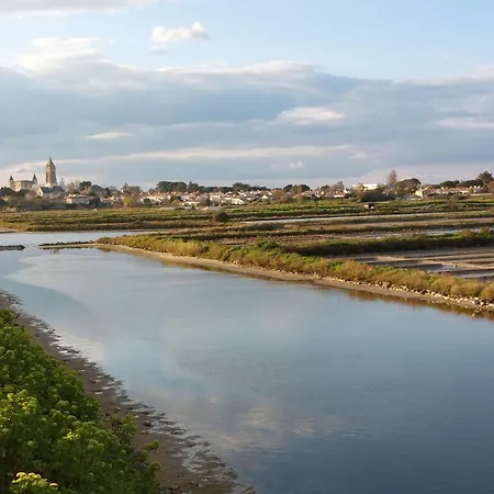 Charme De La Liniere By Interhome Vakantiehuis L'Herbaudiere
