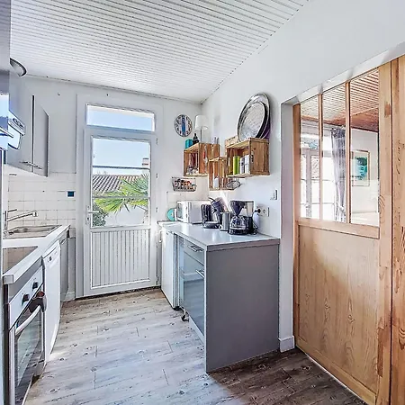 Charme De La Liniere By Interhome