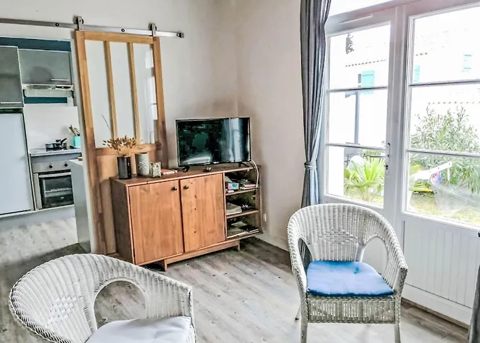 Vakantiehuis Charme De La Liniere By Interhome